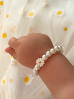 Baby Girl Daisy Pearls Bracelet