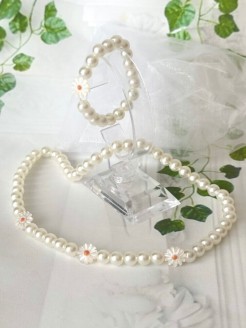Kids Daisy Pearls Necklace and Bracelet Set